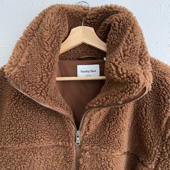 Aritzia Leche Jacket - Picture 5 of 6